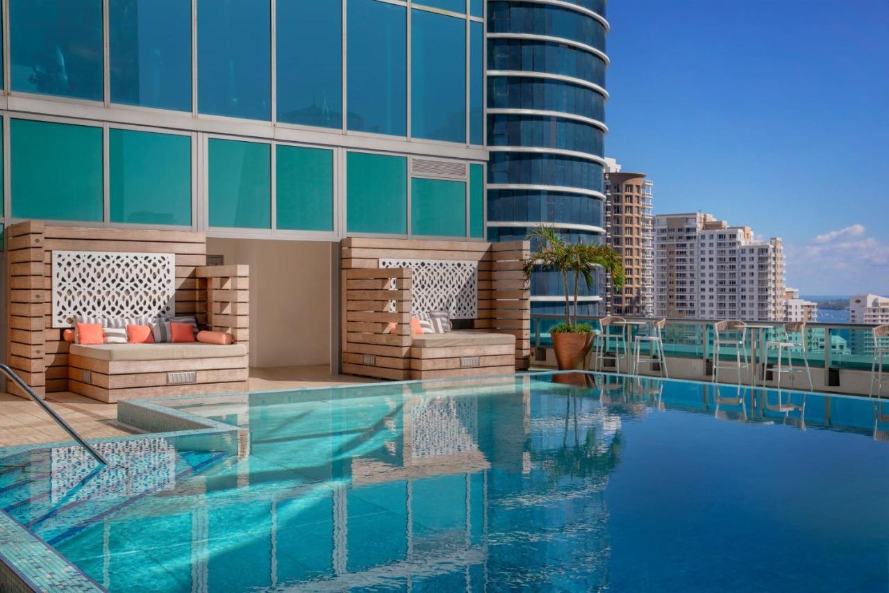 Jw Marriott Marquis Miami Hotel Exterior photo